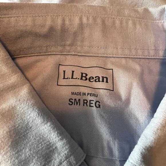 L.L. Bean light blue 100% cotton button down shirt - Picture 3 of 11